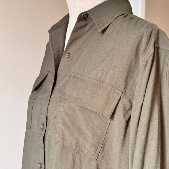 NWOT! BANANA REPUBLIC Oversize Button Down Shirt in Military Green - XS - Picture 3 of 8